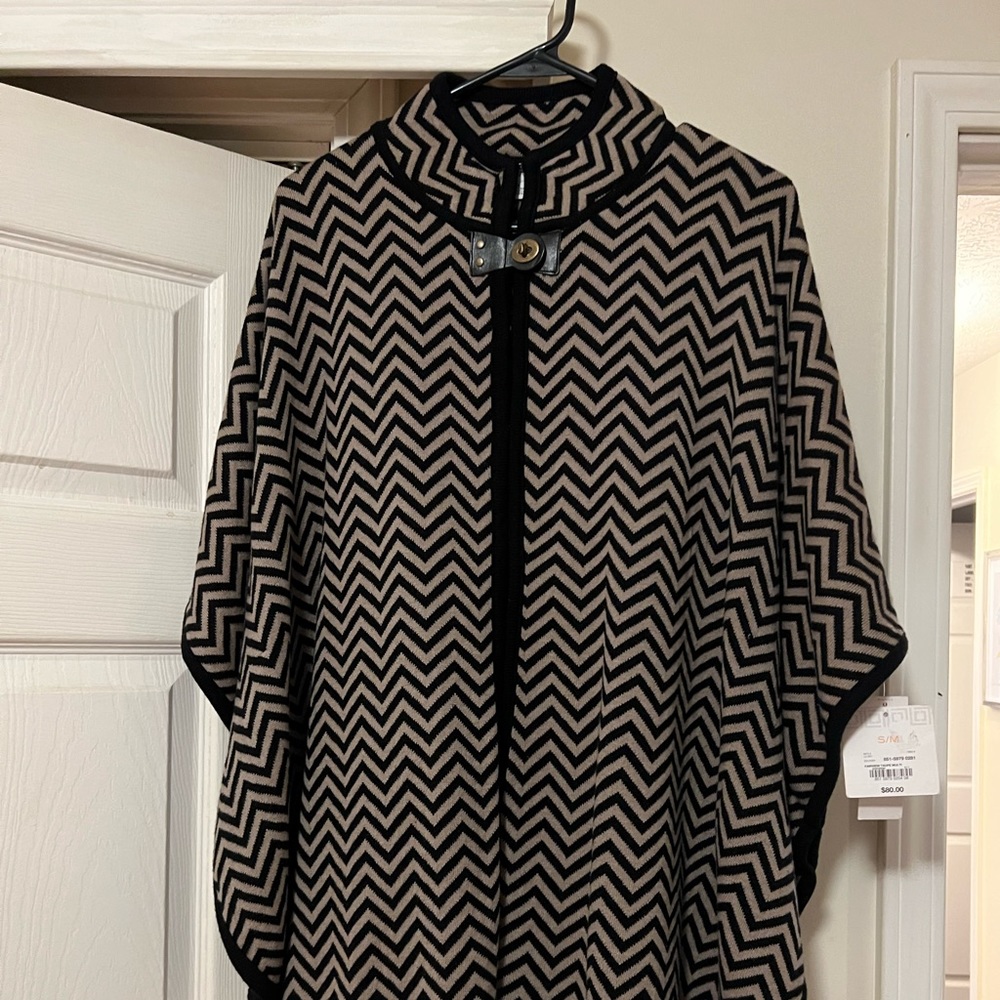 Liz Claiborne Ladies Cape